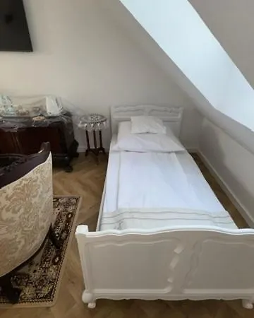 Apartment Galeria Trunkow Regionalnych Michal Olszewski I